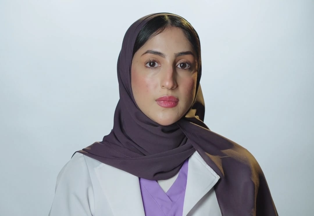 Batool Al Halwachi Physiotherapist talking about Sciatica